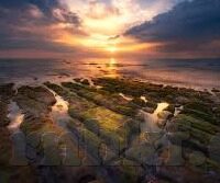 日韩av午夜天堂-夜幕下的梦幻之地，日韩AV午夜天堂的探索